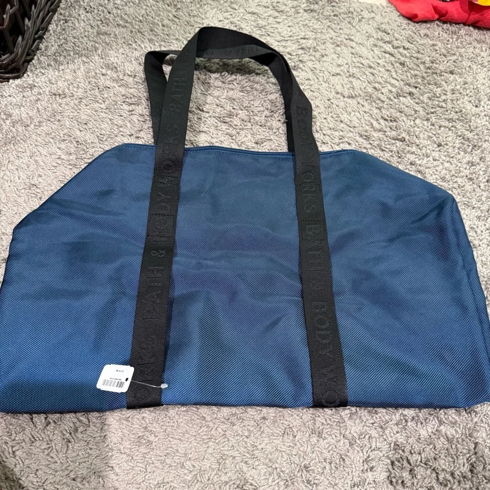 Bath & Body Work Men’s Navy Blue Duffle Bag